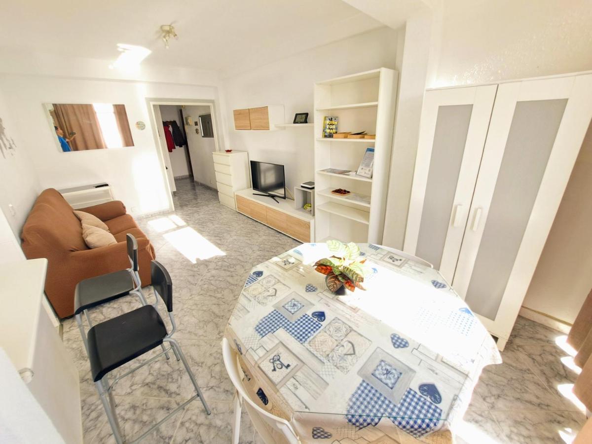 Sea Breeze Apartment Estepona Luaran gambar