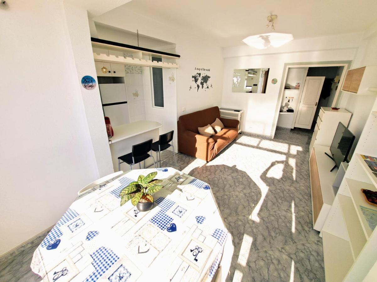 Sea Breeze Apartment Estepona Luaran gambar